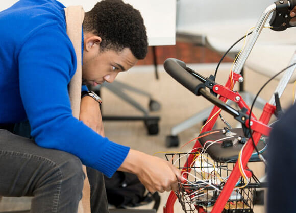 Nate Noncent '17 used the skills he developed at Quinnipiac to ensure his mother's safety