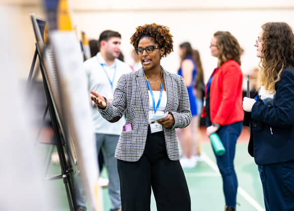 Students present their poster