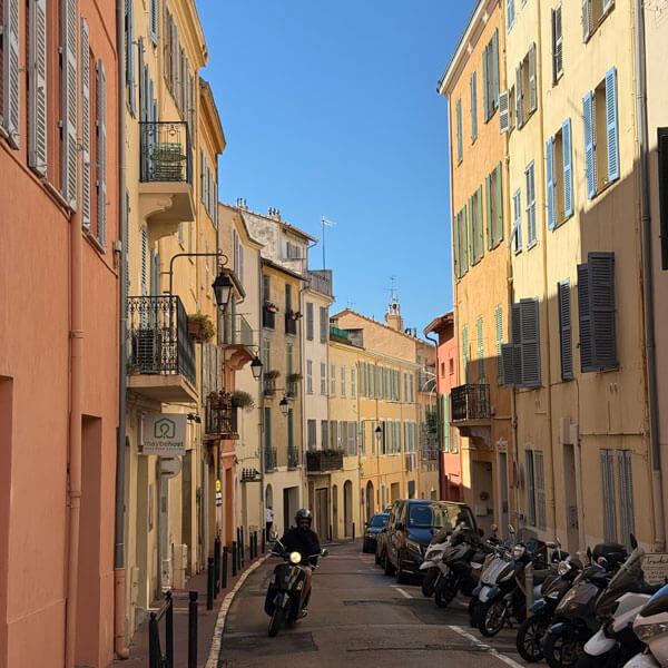Photo of a picturesque street in Cannes, France.