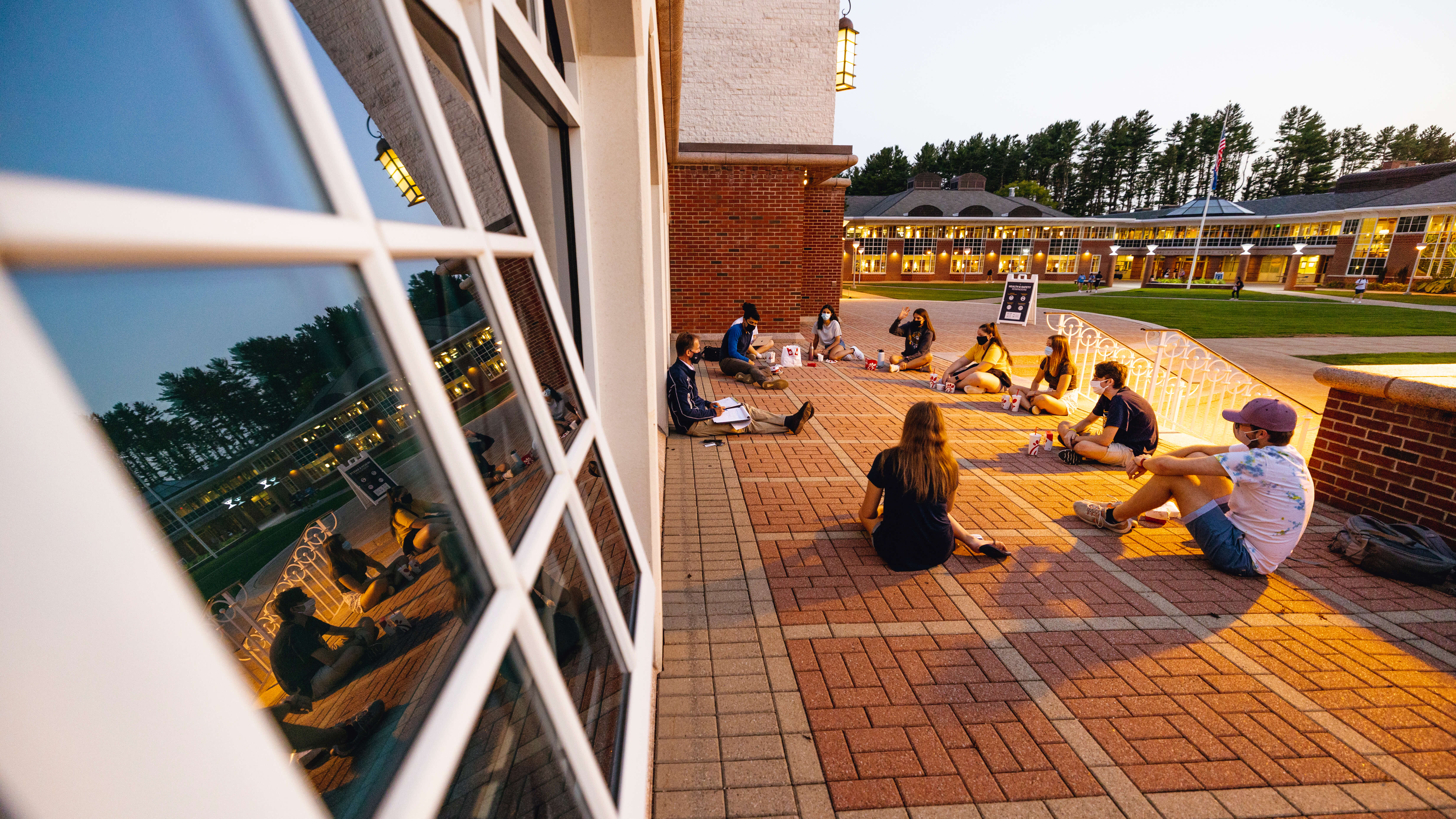 Quinnipiac’s new Chief Experience Officer, Tom Ellett hosts a socially-distanced meeting for the first-year advisory board