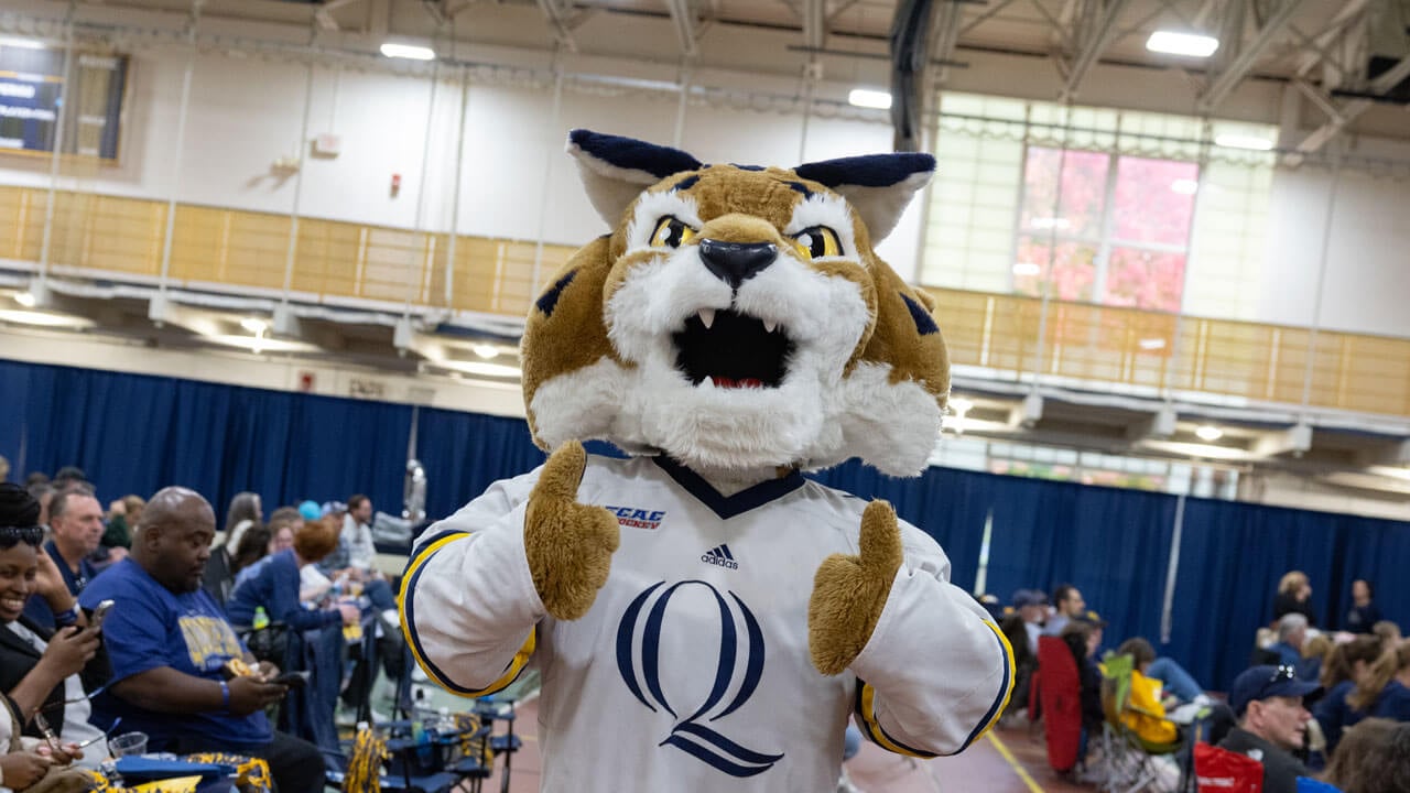 Boomer holding two thumbs up