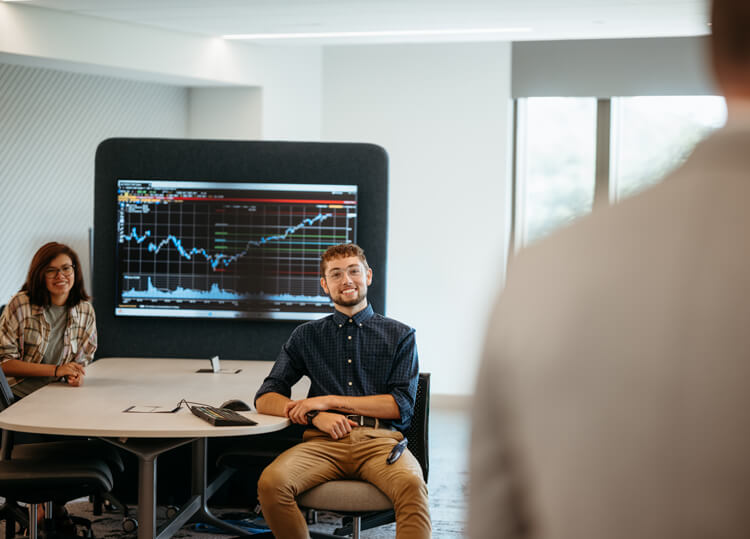 Business students in class at the Quinnipiac Financial Technology Center.